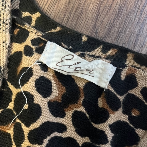 Elan cheetah print cardigan size medium - Picture 6 of 8